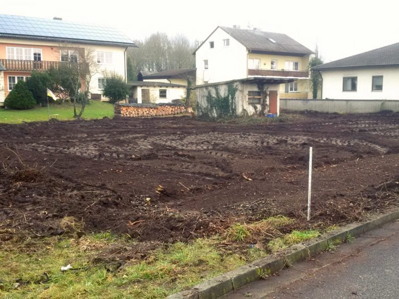 NACHHER - Bauplatz Geisling gemulcht